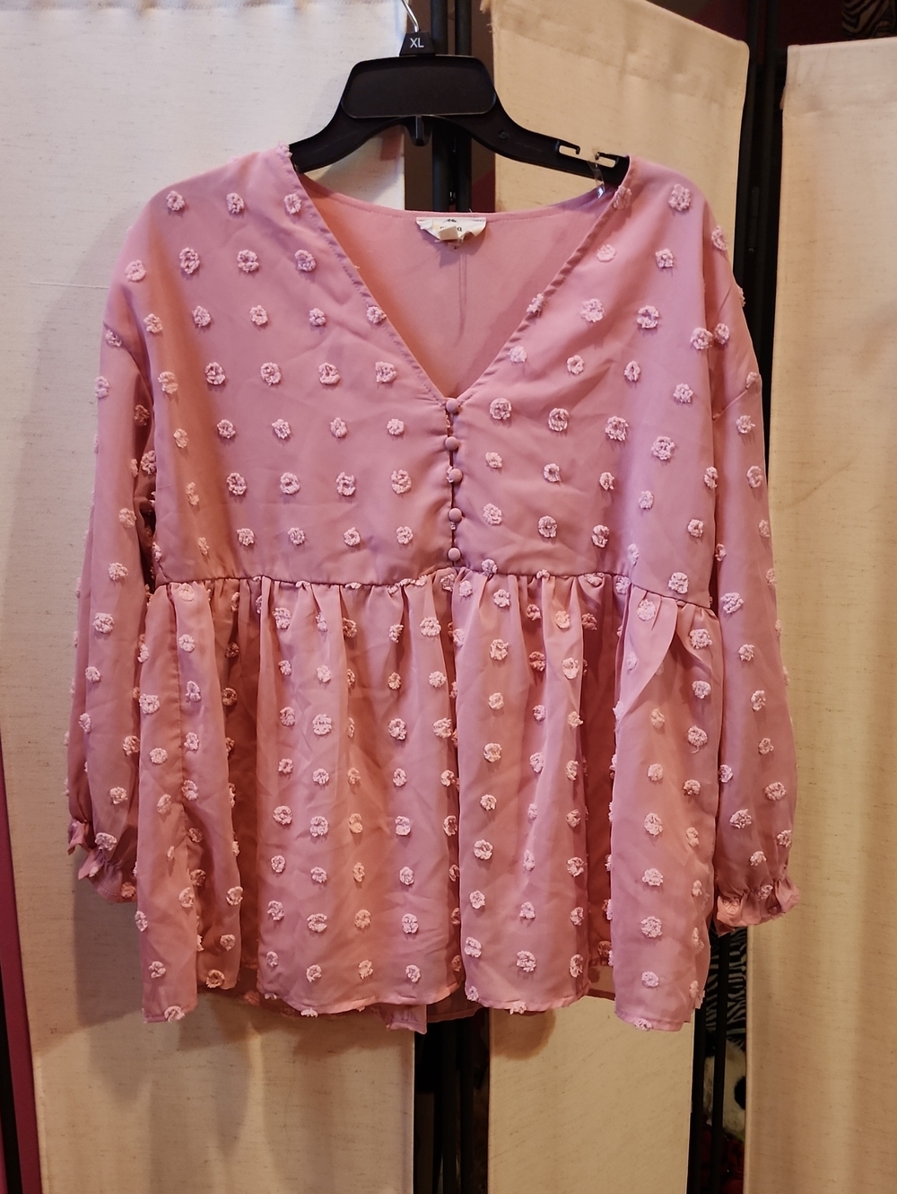 entro Dusty Rose V-Neck Textured Peplum Blouse
